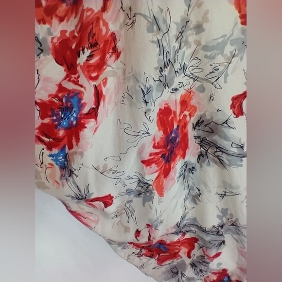 CABI SILK BLOUSE - Picture 8 of 8